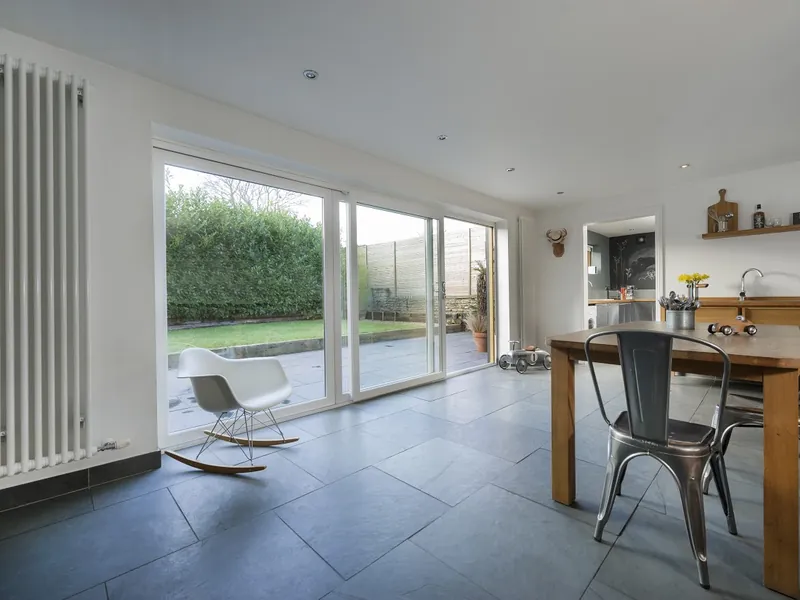 Sliding Windows Harlesden